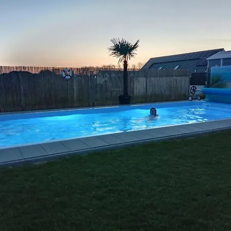 Haus Am Meer 2 펜션 미엘노